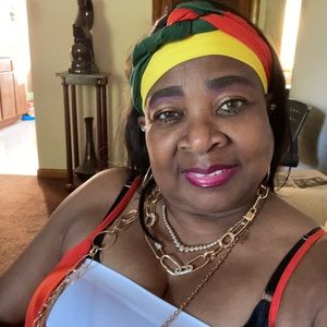 Meet your Posher, Nancy